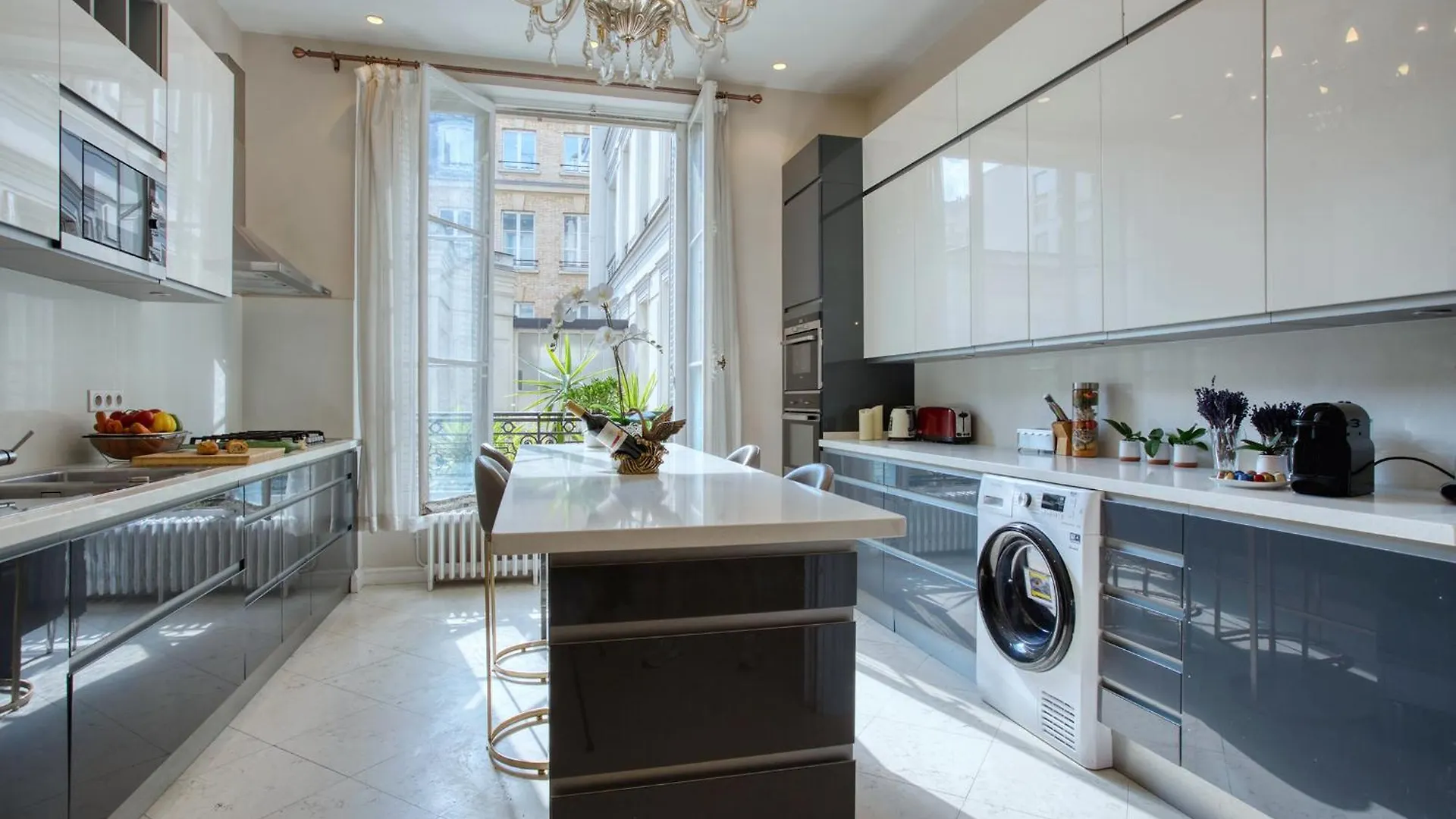 Luxueux 200M2 5Ch Champs Elysees A 1Min Perle Rare Paris