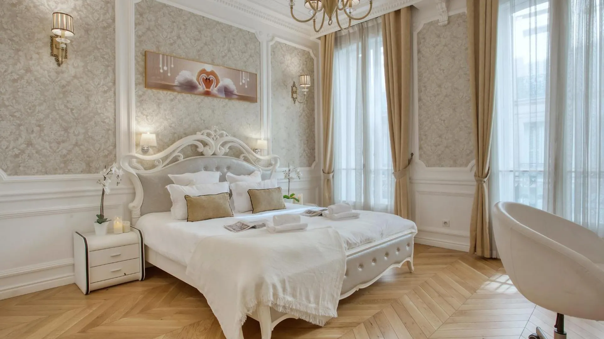 Luxueux 200M2 5Ch Champs Elysees A 1Min Perle Rare Paris Apartment