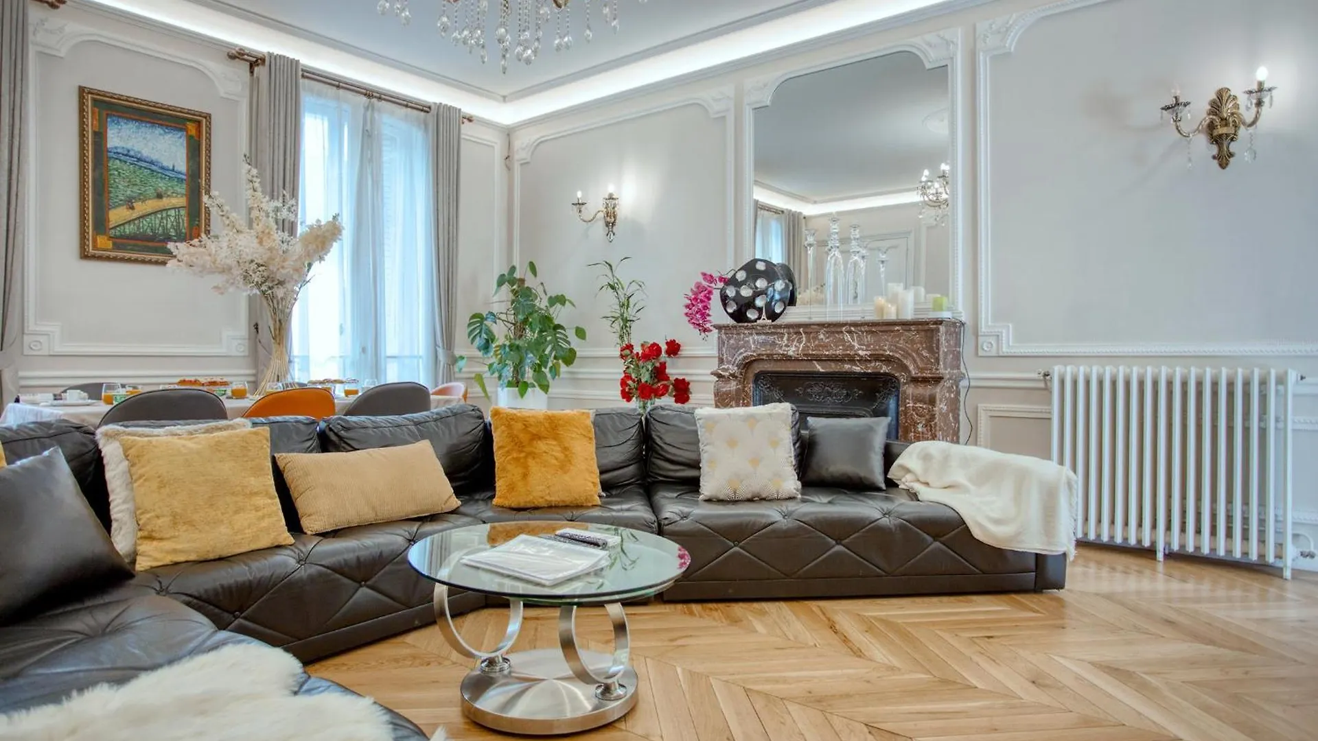 Apartment Luxueux 200M2 5Ch Champs Elysees A 1Min Perle Rare Paris